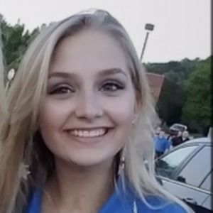 Meet your Posher, Abbi